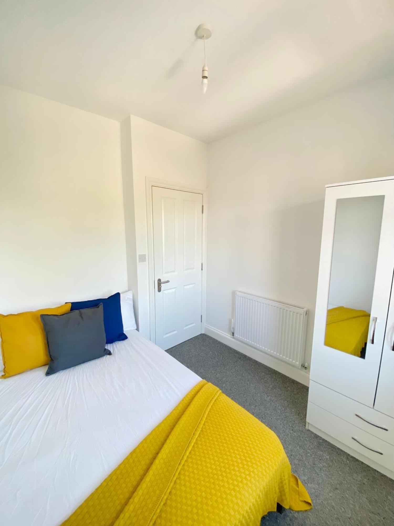 Privatunterkunft Convenient Near Wembley Stadium *